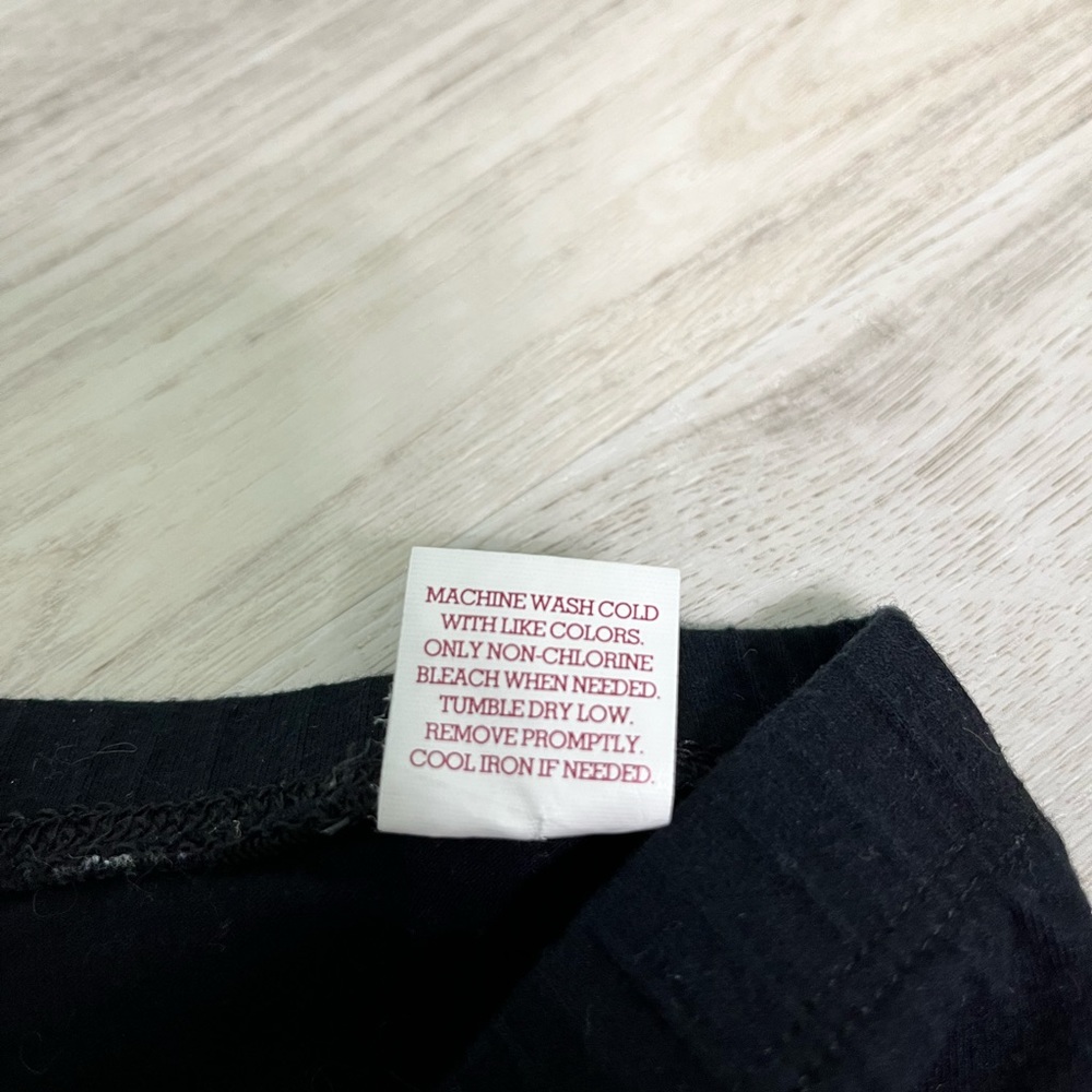 Bundle of SO Cropped Leggings - Picture 4 of 16